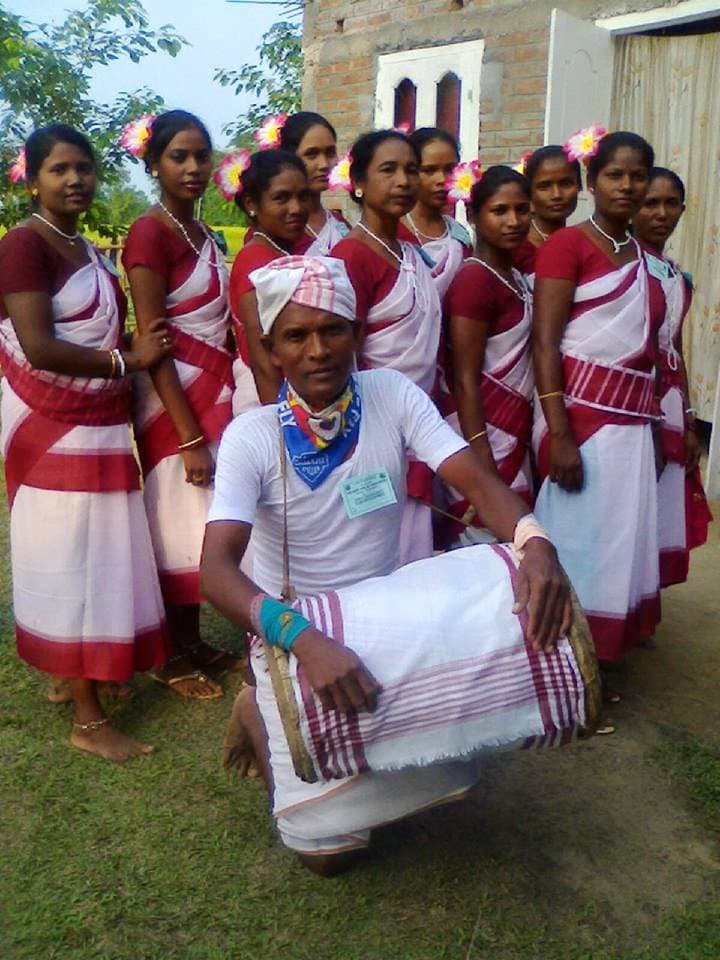 Jhumur