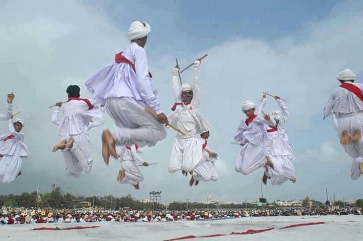 Maniyaro Raas