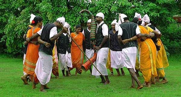 Tarpa Dance